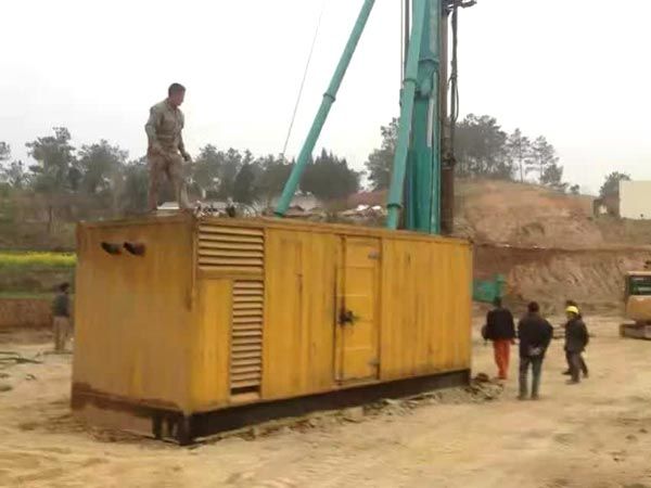 南林乡如何判断水冷式机油散热器密封件是否需要更换？