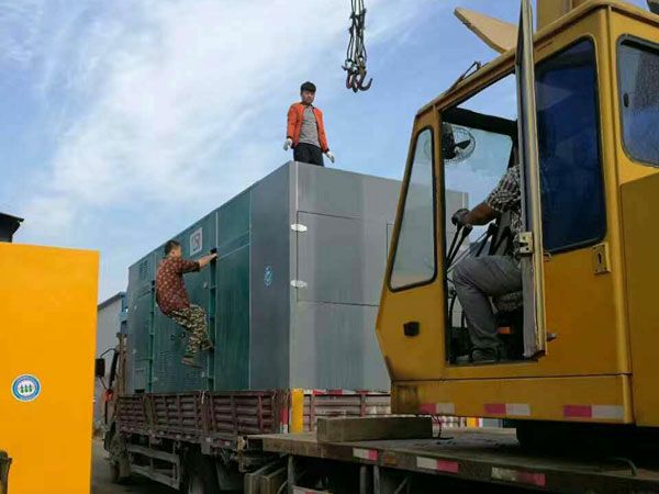 南林乡更换水冷式机油散热器密封件的操作流程是怎样的？